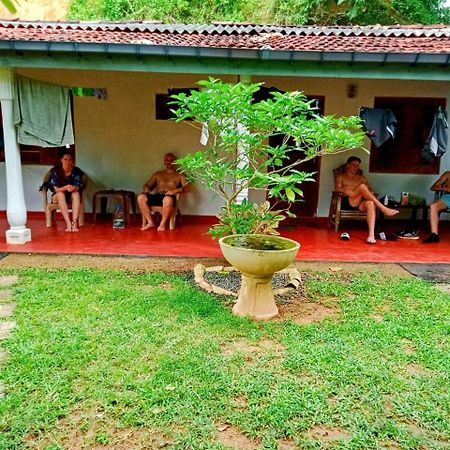 Arachchi Guest House Mirissa Εξωτερικό φωτογραφία