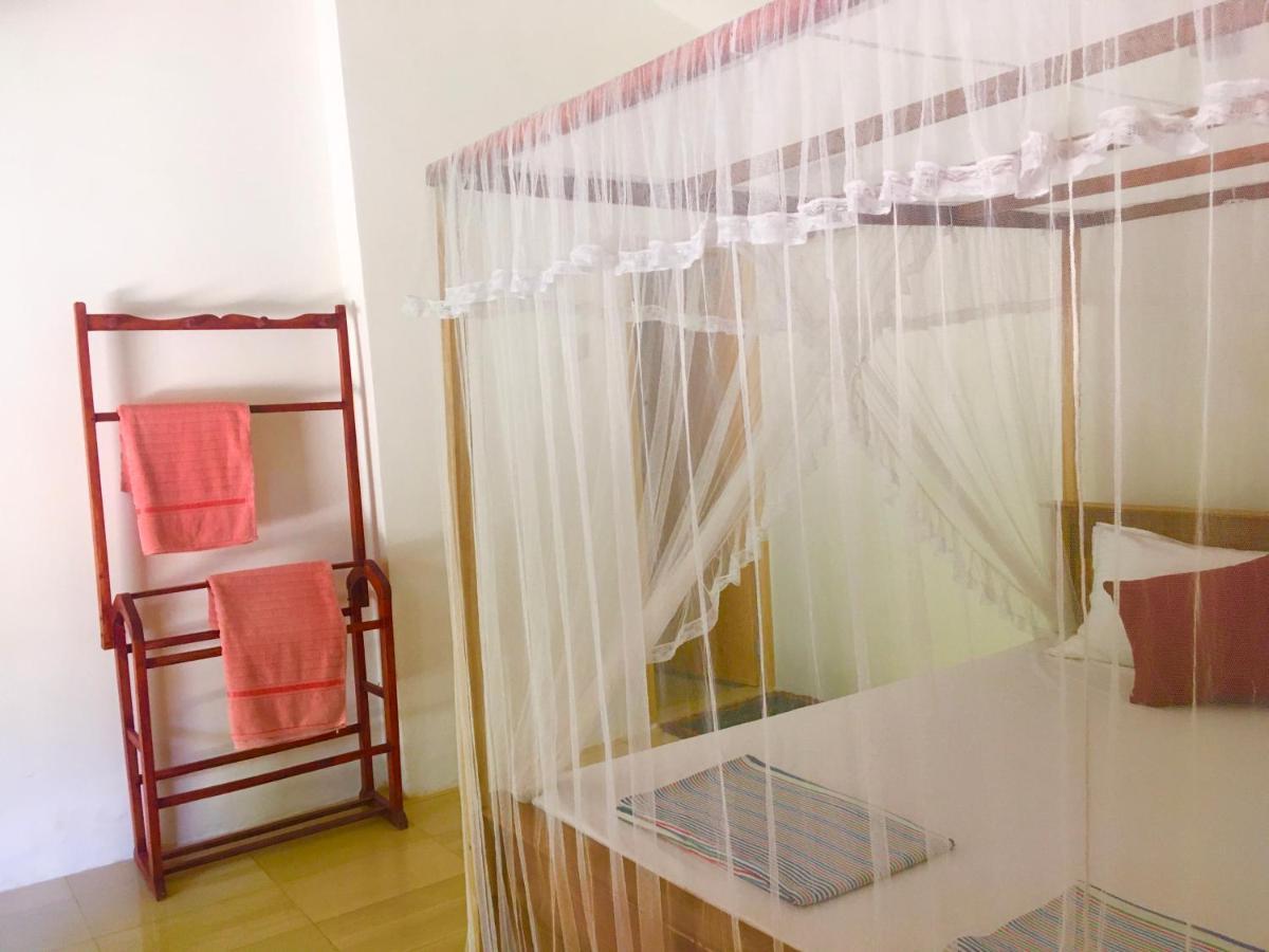 Arachchi Guest House Mirissa Εξωτερικό φωτογραφία