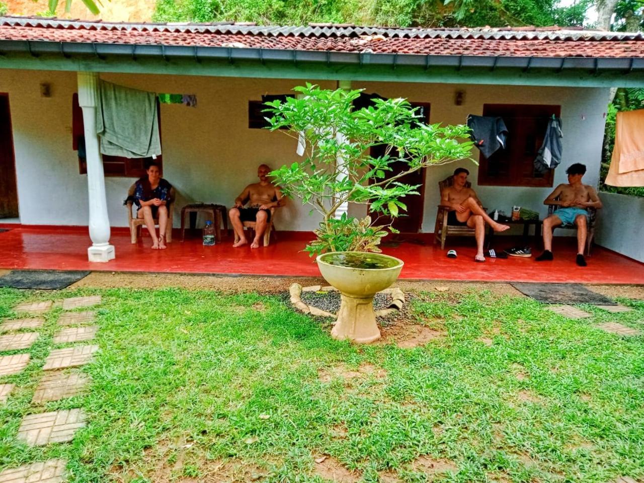 Arachchi Guest House Mirissa Εξωτερικό φωτογραφία