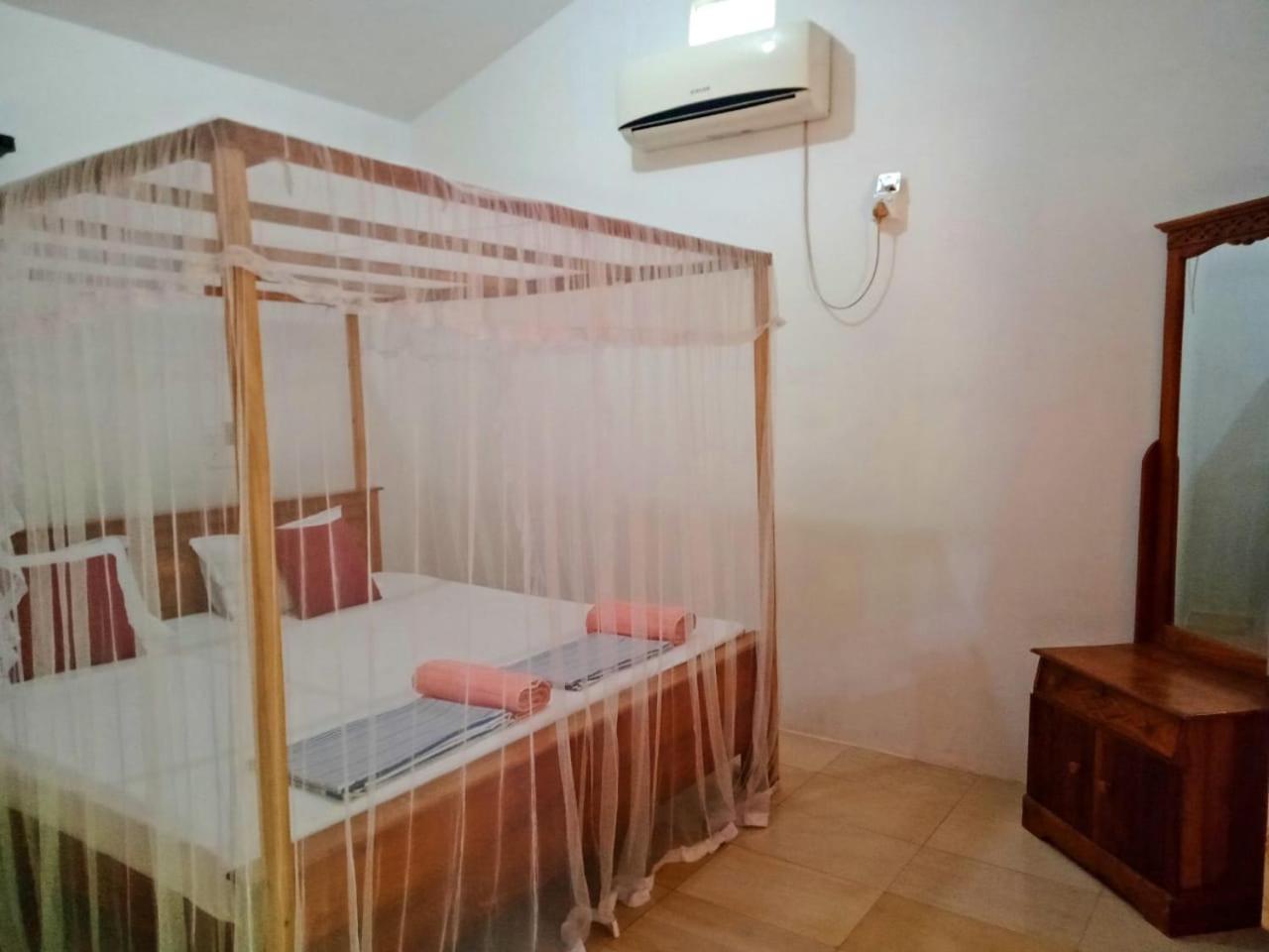 Arachchi Guest House Mirissa Εξωτερικό φωτογραφία